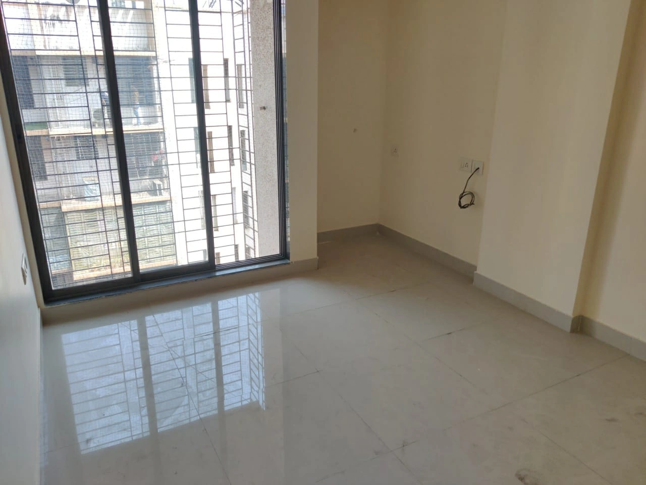 2 BHK Flat for Rent in Sethia green view, Goregaon West
